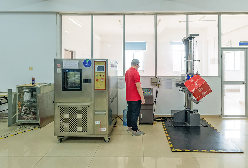 Heat Test, Drop Test, etc, from material selection to process control to finished product inspection, logistics experiment 108 control nodes to ensure the good quality of each package.